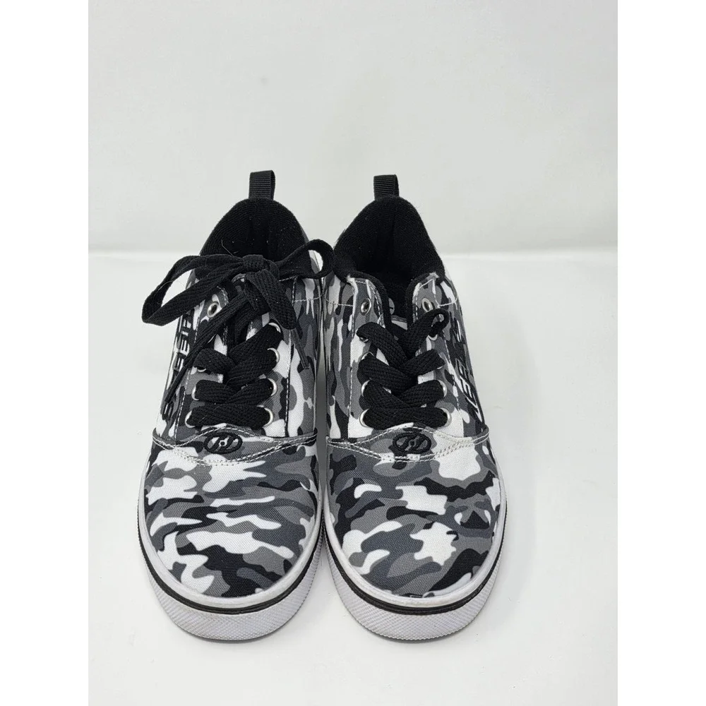Heelys Pro 20 Print Kids Youth 3 Black Gray Camo Skate Shoes Wheels